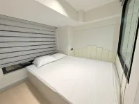 Youjia Selected Homestay (Central City Rainbow International)