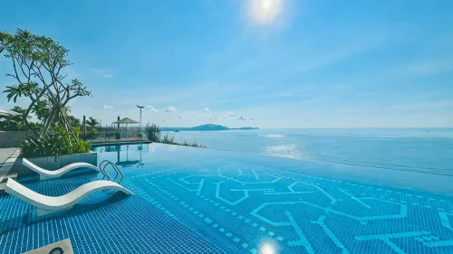 Mandala Cham Bay Beachfront - Mui Ne - 屋上プール