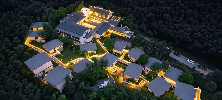 Guizhou Wenlv Jiayi · Swimming Pool International Resort Hotel (Kaili) Hotels in Kaili City