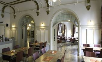 Hotel 1904