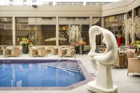 Hotel Arts - Rooftop Pools