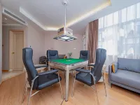 Vienna Hotel (Yingshan Wenshen Zhen Bisheng Avenue Branch) - Parkering