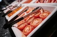 Holiday Inn ELLESMERE PORT - CHESHIRE OAKS by IHG - Завтрак