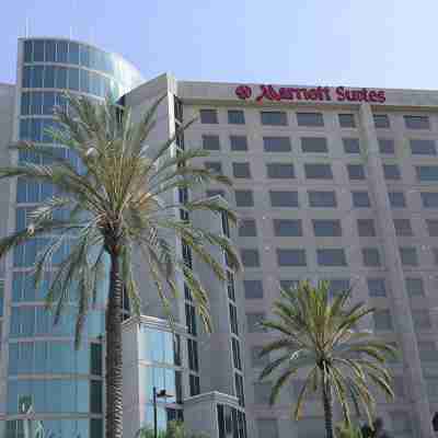 Anaheim Marriott Suites Hotel Exterior