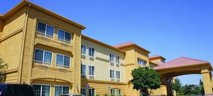 La Quinta Inn & Suites by Wyndham Visalia/Sequoia Gateway Hotels in Tulare County