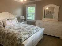 The Robins’ Nest is the perfect getaway with everything you need to relax. - 4-Star