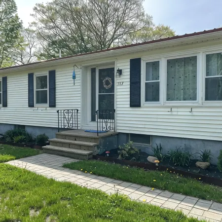 Charming Home with Deck Overlooking Land Trust - Dog Friendly!