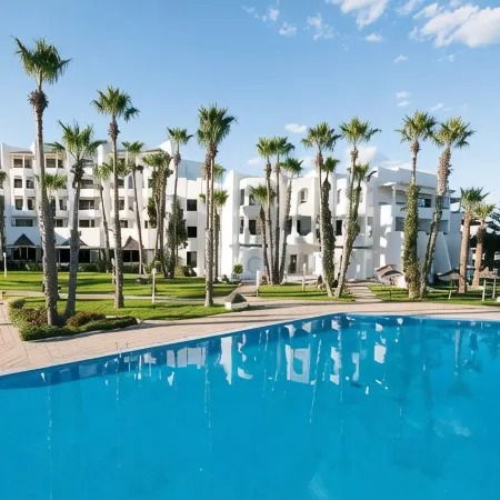 Hotel Orient Palace Отели в г. Сусс