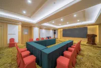 Starry Sky E-Sports Hotel (Huaihua Station Taipingqiao) - Pet friendly