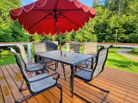 Cozy cabin >> Hottub, WiFi, AC. Easy access to outdoors activities year around Hotels in Addison County