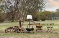 Hollow Mountain Cabin Laharum Dadswell bridge halls gap