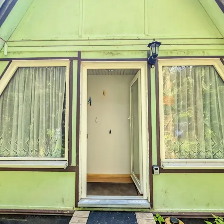Cozy Hut ''Tannengrün'' in the Middle of the Forest. Pet Friendly!