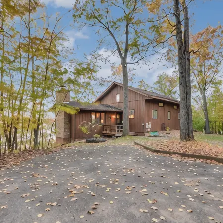 The Cuyuna "Retro Retreat" Family Lake Home