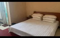 Dongxing Hotel