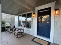 Golden Acres Ranch Hot Tub,Game Room, Creek & Mtn View. 8m from DT Highlands - 4-Sterne