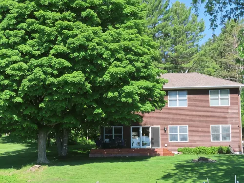 Ideal Summer Getaway! Two-story lake home on Rush Lake near Rush City/Cambridge