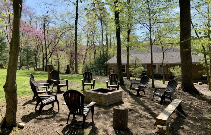 SHADE MOUNTAIN RETREAT ★ CEDAR BARREL SAUNA & HOT TUB!! ★ 28 ACRES ★ SLEEPS 20