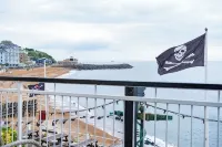 Breathtaking 180° Ocean Views