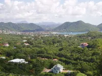 Bliss at Cap-- fabulous views! - Homestays