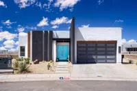 Midcentury Modern Oasis Eastside 4 Bed 3.5 Bath - 4 stjerner