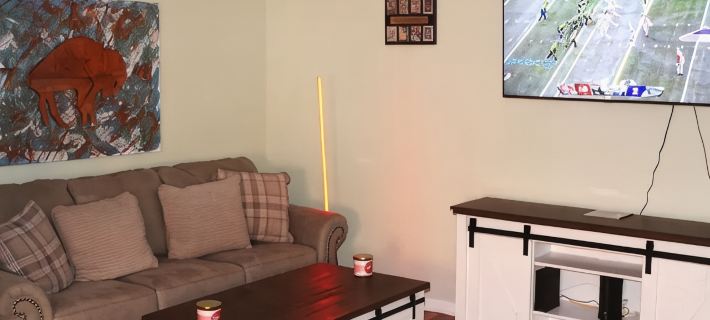 Spacious apartment in Buffalo Hotels in Buffalo