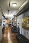 Cozy loft in the ❤️ of DT Lynchburg! - 4 ดาว