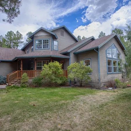 Cabin On NAT'L FOREST! LAKE & CREEK minutes away!