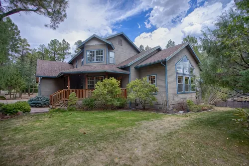 Cabin On NAT'L FOREST! LAKE & CREEK minutes away!