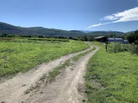 Cozy mountain yurt on an organic farm Hotels in Addison County