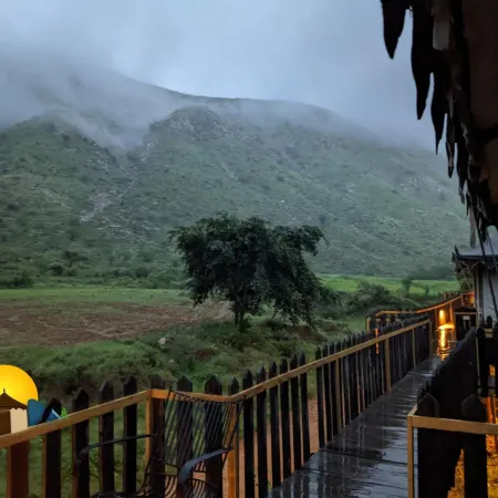 Foothill Pushkar Resort