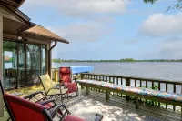 Heated Indoor Pool & Court on Crooked Lake - WiFi