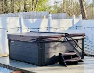 Mountain Retreat: Pool, Hot Tub & Spacious, Family-Friendly Comfort - Pools
