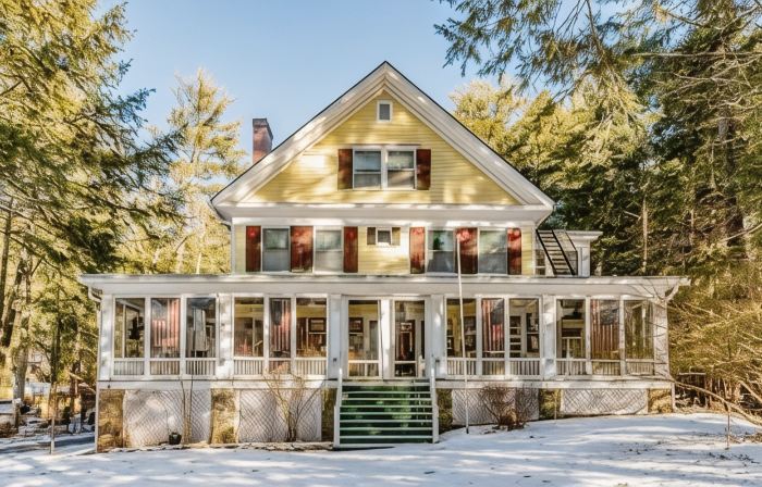 Brookview Manor Inn