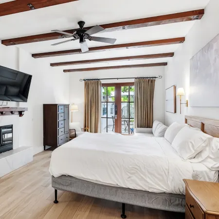 Luxury Villa #6509 on the grounds of Omni La Costa Resort & Spa-Newly Renovated!