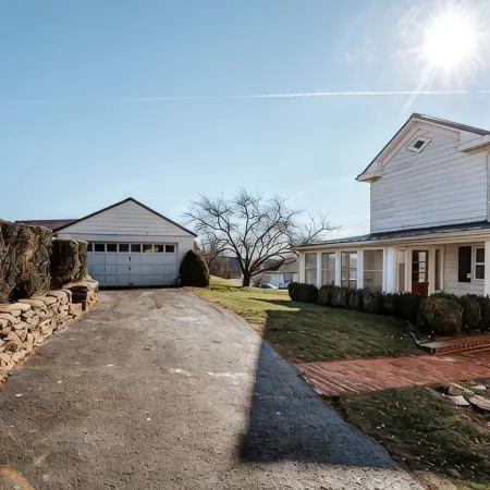 The Farmhouse at Wellington