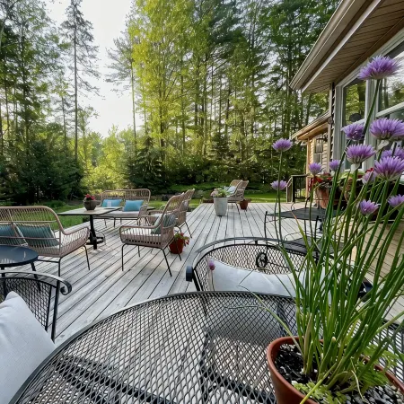 Simply perfect home for Maine adventure; equally close to the harbor & the lake