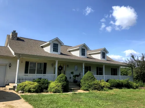 Spacious Five Bedroom Country Home Near Hermann MO - Wifi