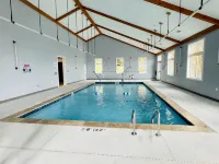 Sugar Mountain Old Bear at Sugar Ski- Slope side - Swimmingpools