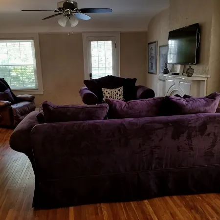 Boutique Suite in Historic Downtown Columbus, Indiana