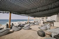 Artemis Seaside Resort