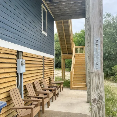 Beachside home in the heart of Duck, NC and walkable to the ocean!