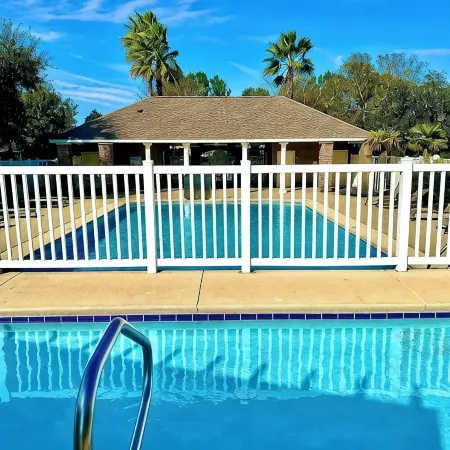 Very Nice & Lovely 3 Bed, 2 Bath Condo 1st Floor, Community Pool, Quiet Area.