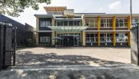 Tulip Guest House - Pensions