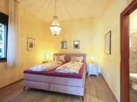 Magnificent villa with indoor pool and prime lake view location Hotels in Minusio