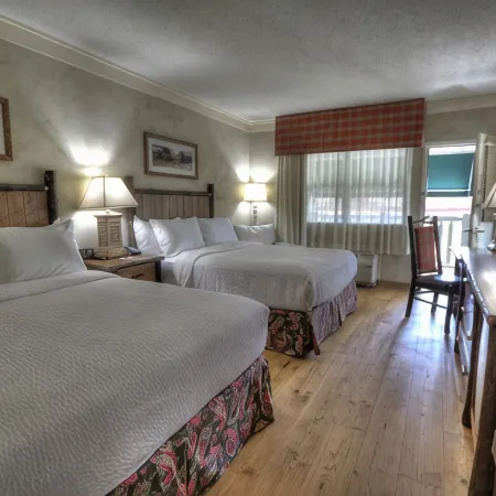 Lodge at Five Oaks Pigeon Forge - Sevierville