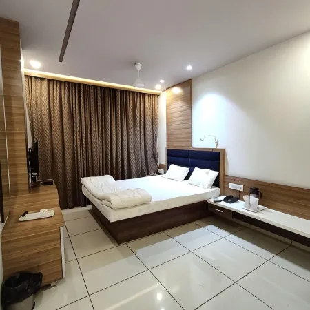 Hotel Pragati