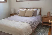 Gorgeous & Cozy Lake Michigan Cottage - Walk to Everything! - 4-Star