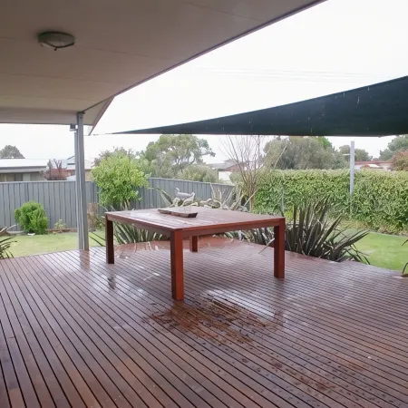 Do Drop Inn - Port Willunga - C21 SouthCoast Holidays
