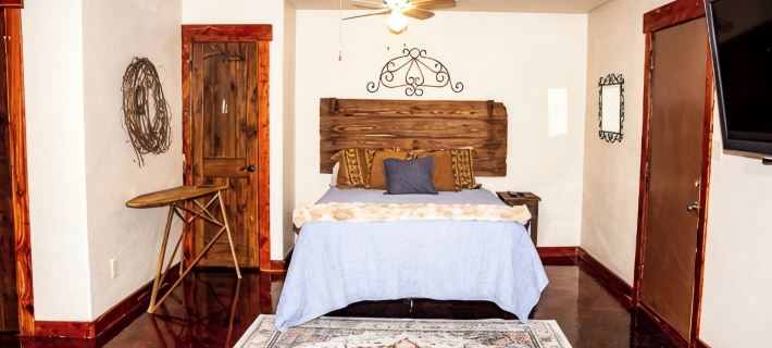 RanchWater Lodge In Granbury Texas Hotels in Hood County