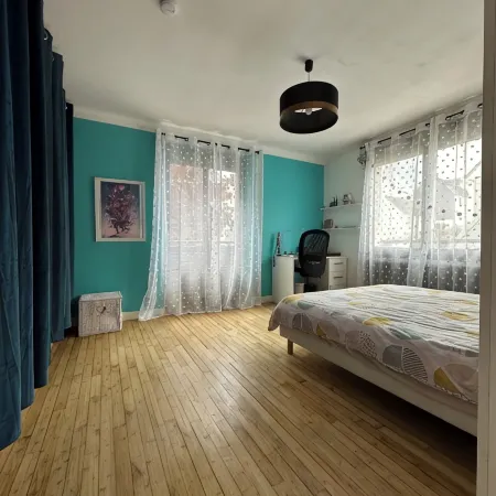 Beautiful house near the center